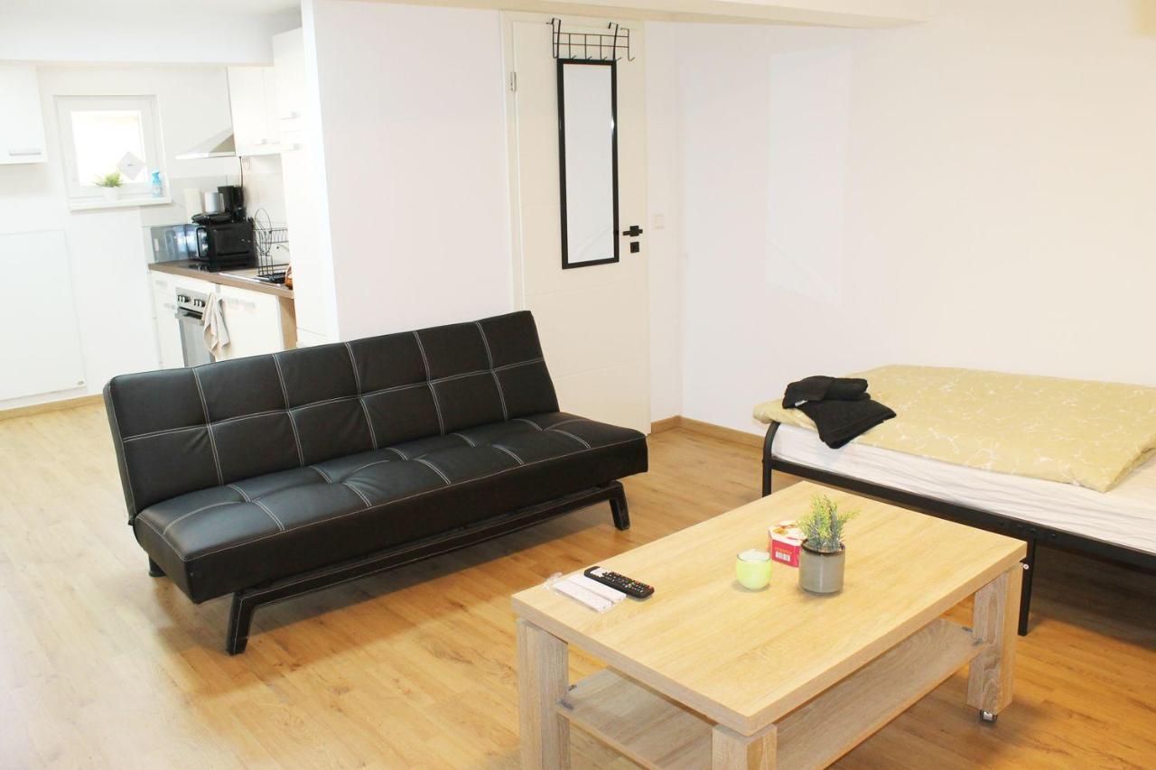 Ruhig Gelegenes Apartment Vaihingen an der Enz Exterior foto