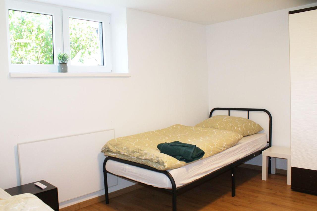 Ruhig Gelegenes Apartment Vaihingen an der Enz Exterior foto